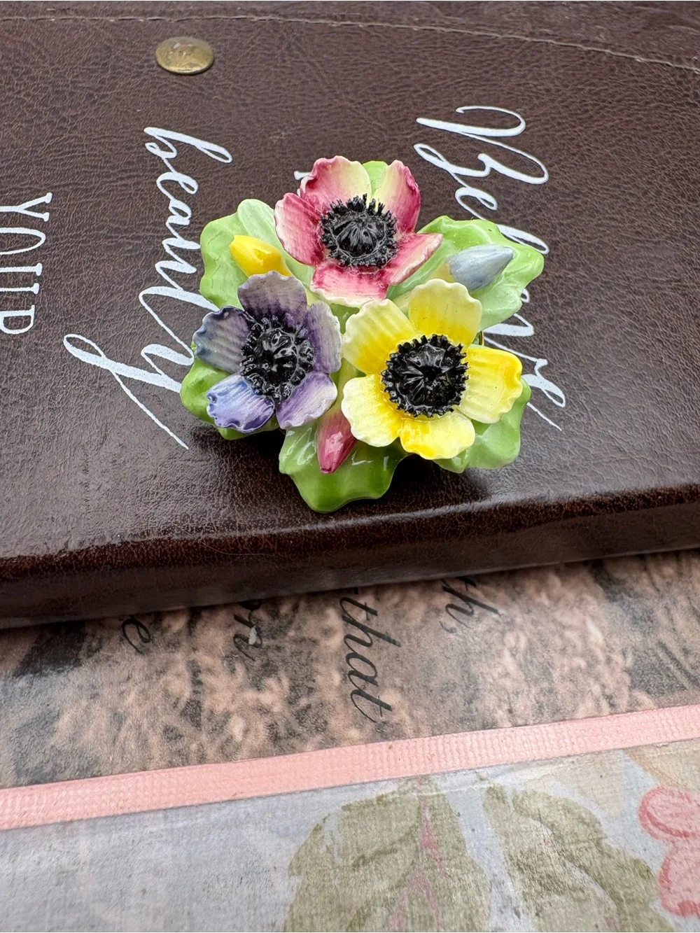 Vintage beautiful dimensional